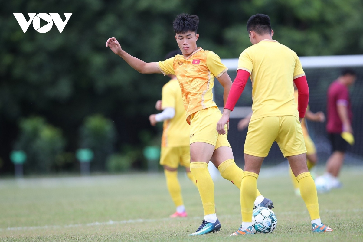 u23 viet nam tap chong bai tu cua u23 indonesia truoc chung ket u23 Dong nam A hinh anh 9