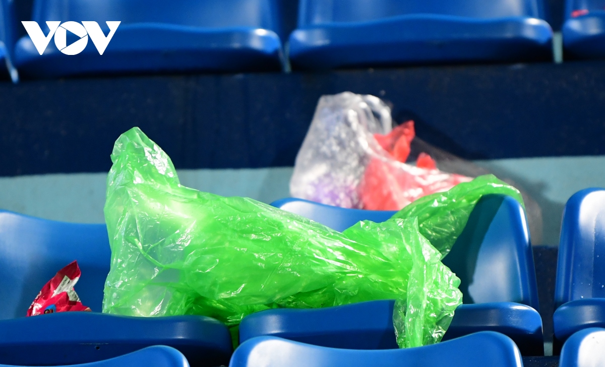 hinh anh dang buon o san thien truong sau tran Dt viet nam 2-0 Dt palestine hinh anh 13