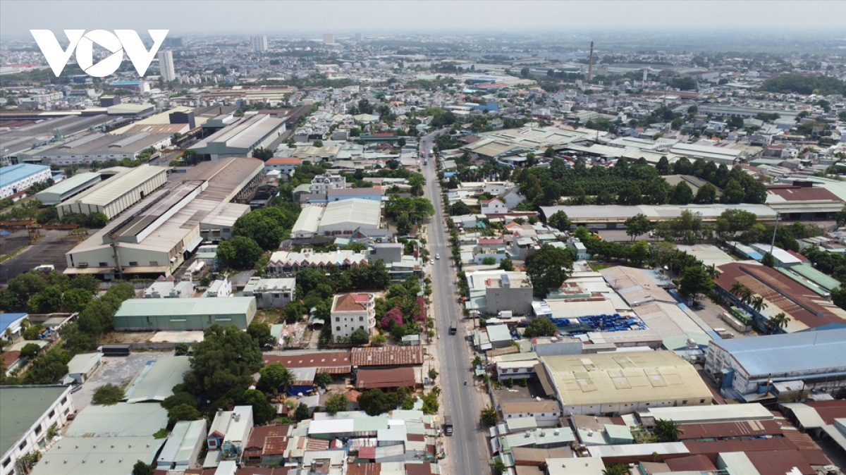 doanh nghiep binh duong bon be lo lang khi han di doi sat nut hinh anh 1