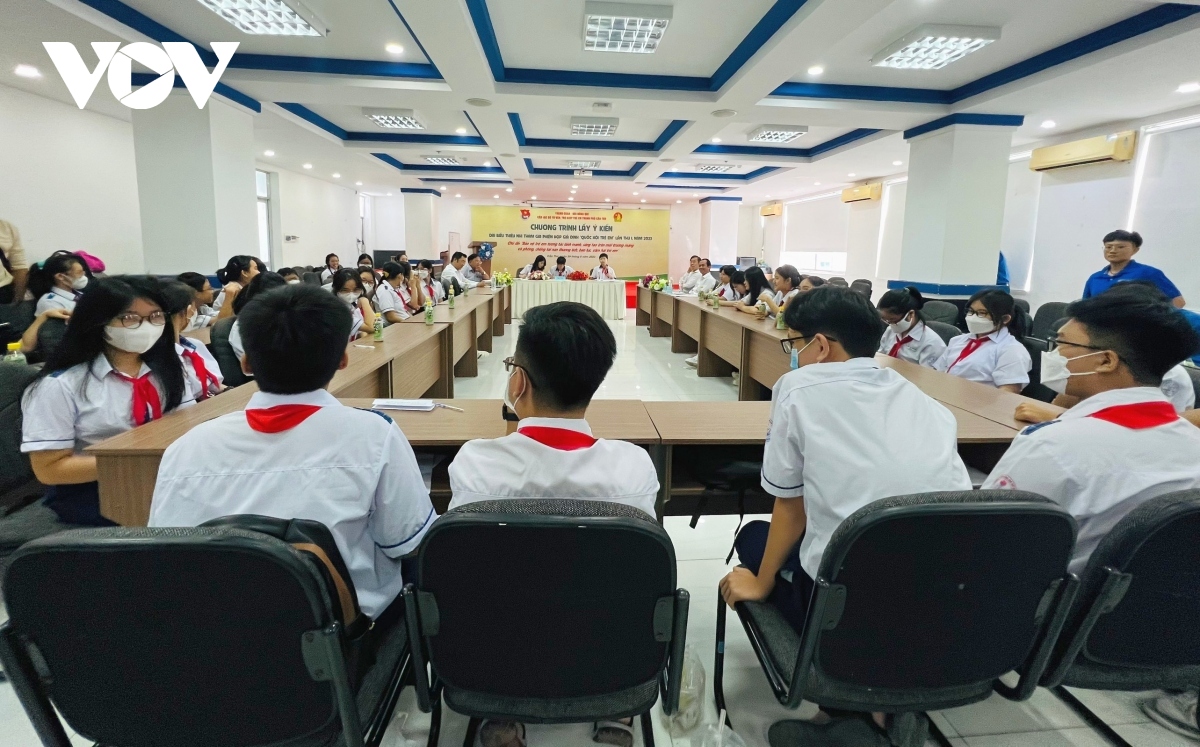 vietnam hosts first mock parliamentary session of children picture 1