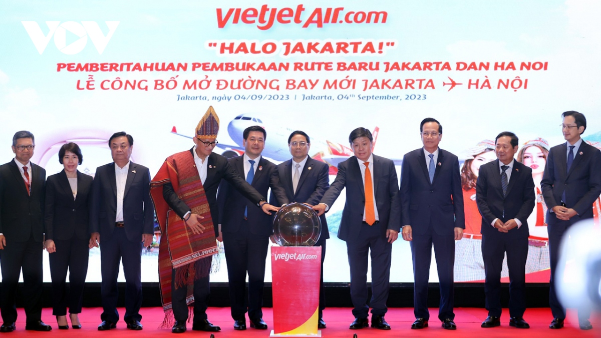 thu tuong chung kien cong bo duong bay thang ha noi - jakarta cua vietjet hinh anh 1