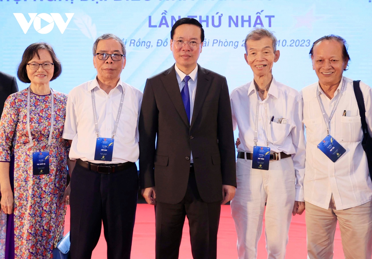 cac nha van da gop phan mo ra ve dep moi trong van hoa va tam hon con nguoi viet hinh anh 4 cac nha van da gop phan mo ra ve dep moi trong van hoa va tam hon con nguoi viet hinh anh 4