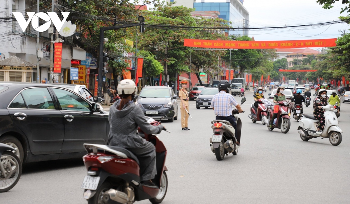 csgt yen bai cu cac bong hong huong dan, phan luong giao thong hinh anh 6