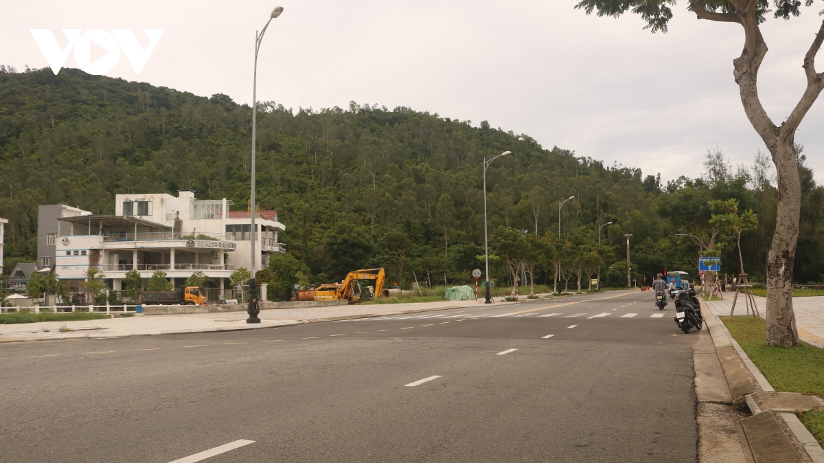 tinh trang sat lo tren ban dao son tra dien bien phuc tap hinh anh 4