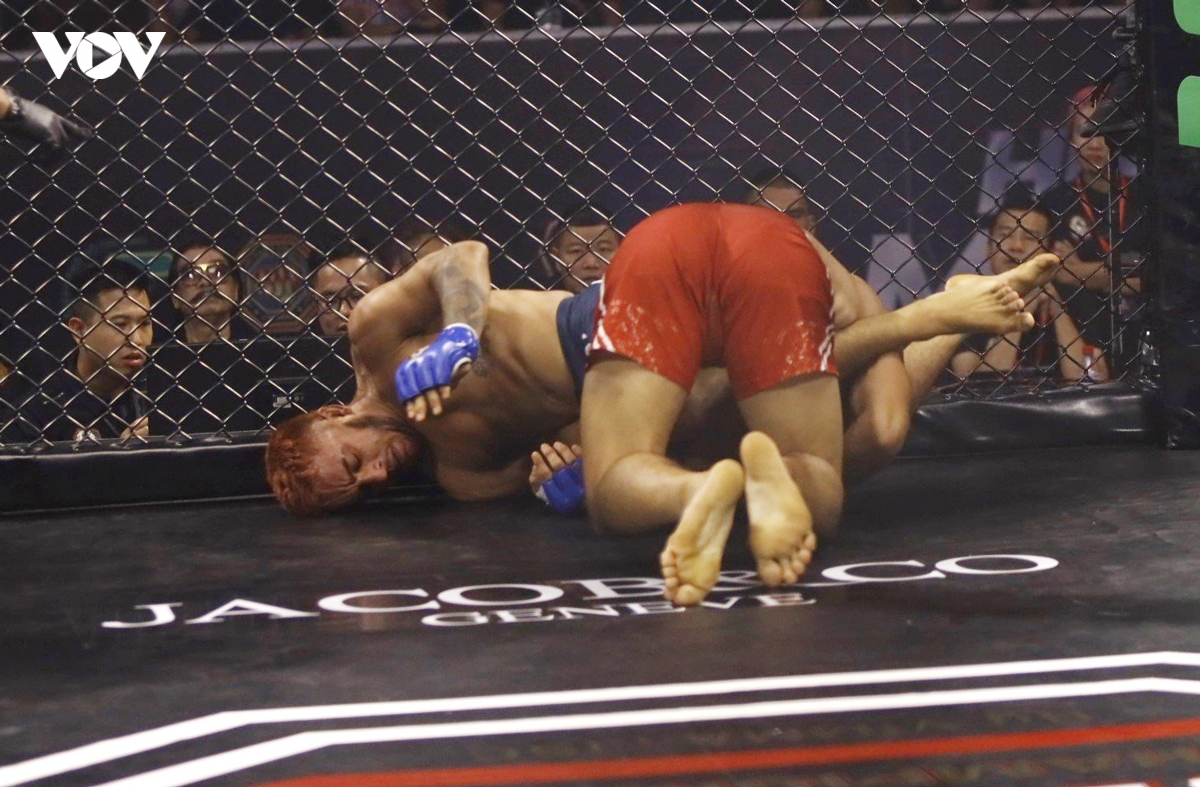 lo dien doi thu tranh dai cua nguyen thi thanh truc o lion championship 10 hinh anh 11