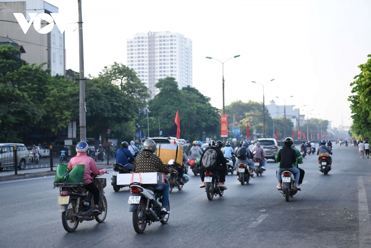 giao thong ha noi thong thoang trong ngay dau tien nghi le 2 9 hinh anh 16