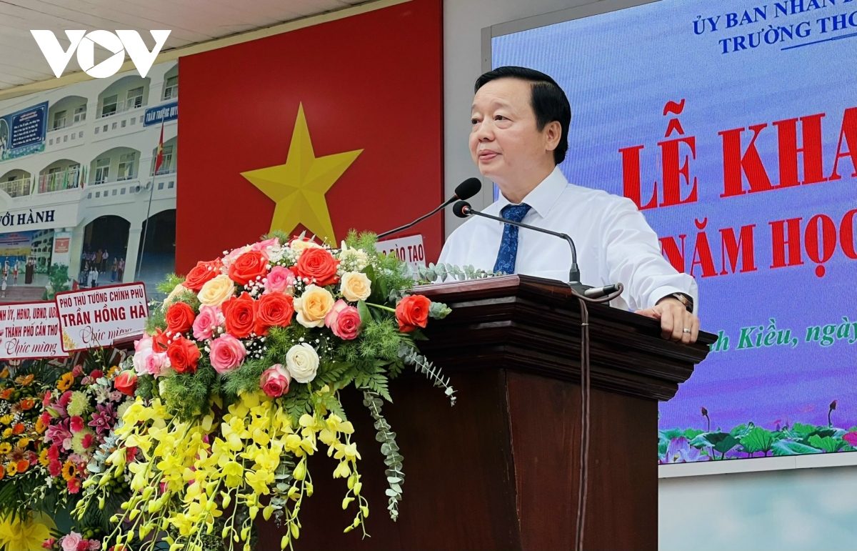 học sinh cả nước hân hoan đến trường dự lễ khai giảng năm học mới hình ảnh 233 hoc sinh ca nuoc han hoan den truong du le khai giang nam hoc moi hinh anh 233