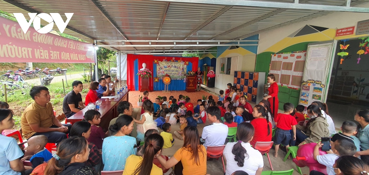 học sinh cả nước hân hoan đến trường dự lễ khai giảng năm học mới hình ảnh 324 hoc sinh ca nuoc han hoan den truong du le khai giang nam hoc moi hinh anh 324