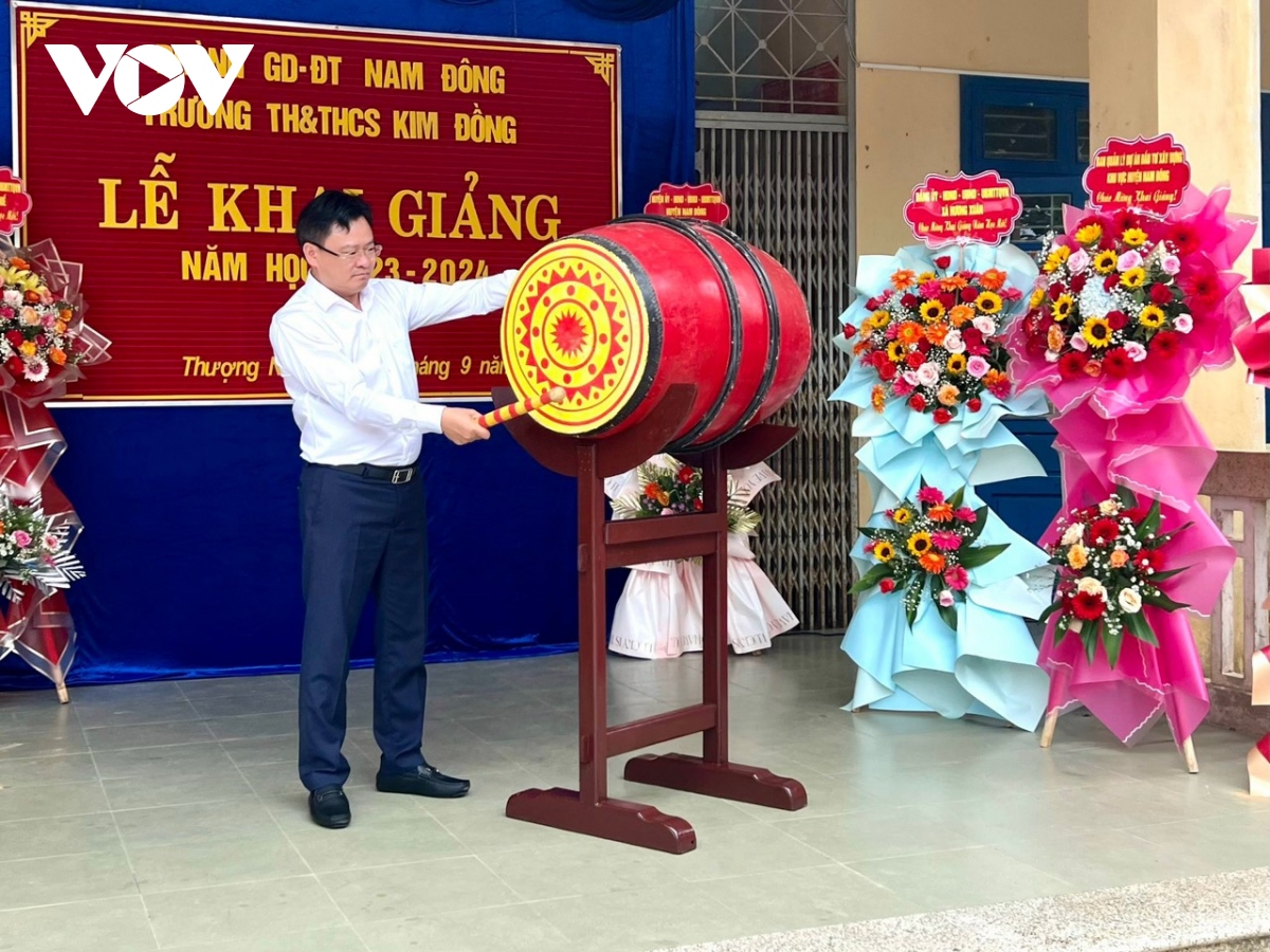 học sinh cả nước hân hoan đến trường dự lễ khai giảng năm học mới hình ảnh 205 hoc sinh ca nuoc han hoan den truong du le khai giang nam hoc moi hinh anh 205