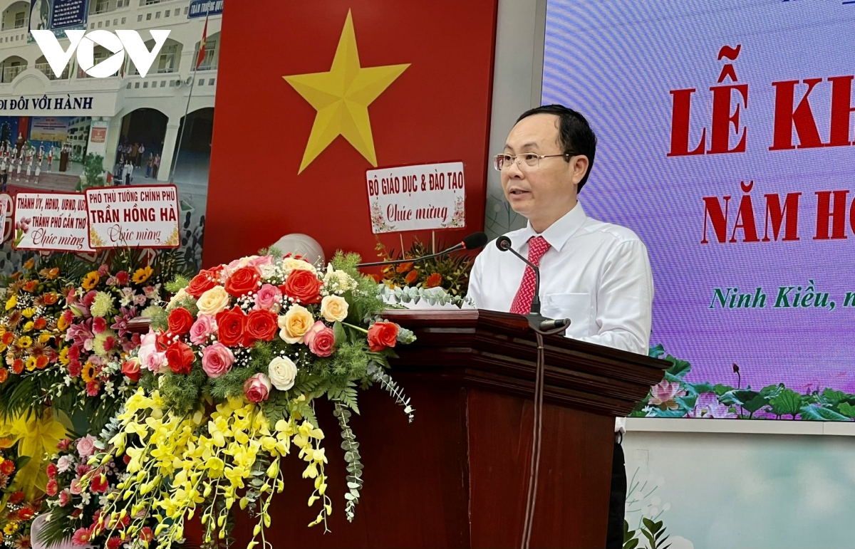 học sinh cả nước hân hoan đến trường dự lễ khai giảng năm học mới hình ảnh 84 hoc sinh ca nuoc han hoan den truong du le khai giang nam hoc moi hinh anh 84