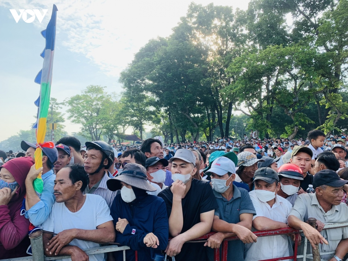 nhieu hoat dong phuc vu nguoi dan va du khach o thua thien hue hinh anh 6