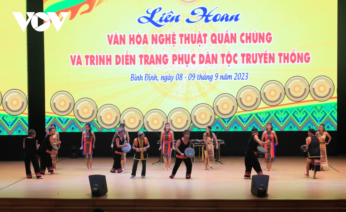 khai mac ngay hoi van hoa cac dan toc mien trung lan thu iv nam 2023 hinh anh 3