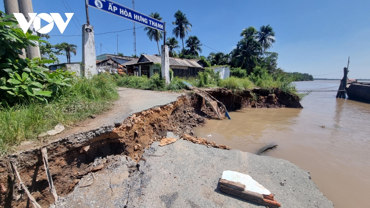 nhieu khu vuc sat lo nghiem trong o ben tre dang cho kinh phi hinh anh 1