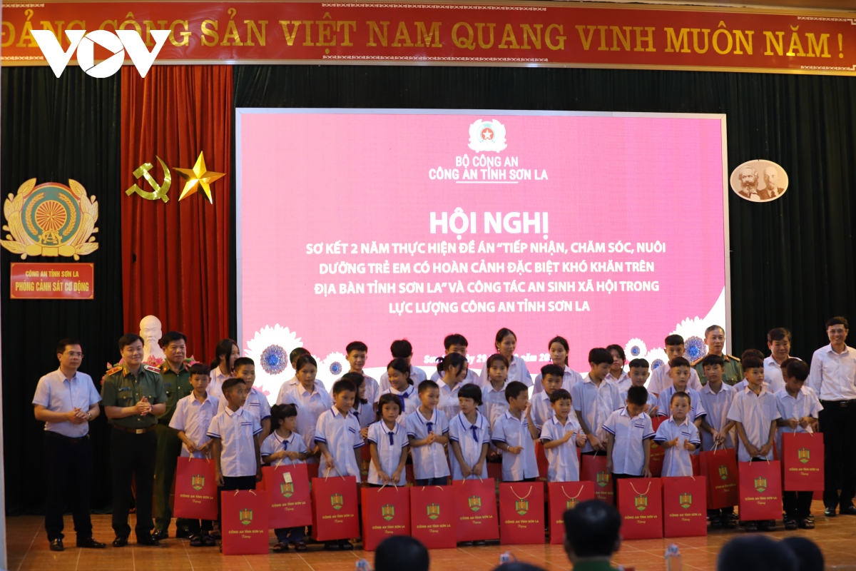 lãnh đạo công an sơn la làm cho dân tin là chúng ta thắng lợi hình ảnh 13 lanh dao cong an son la lam cho dan tin la chung ta thang loi hinh anh 13