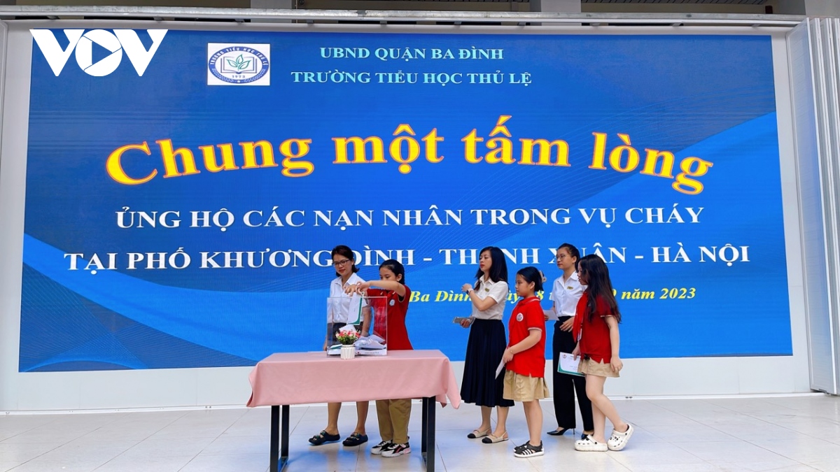 truong hoc tai ha noi danh 1 phut mac niem cac nan nhan trong vu chay chung cu mini hinh anh 9