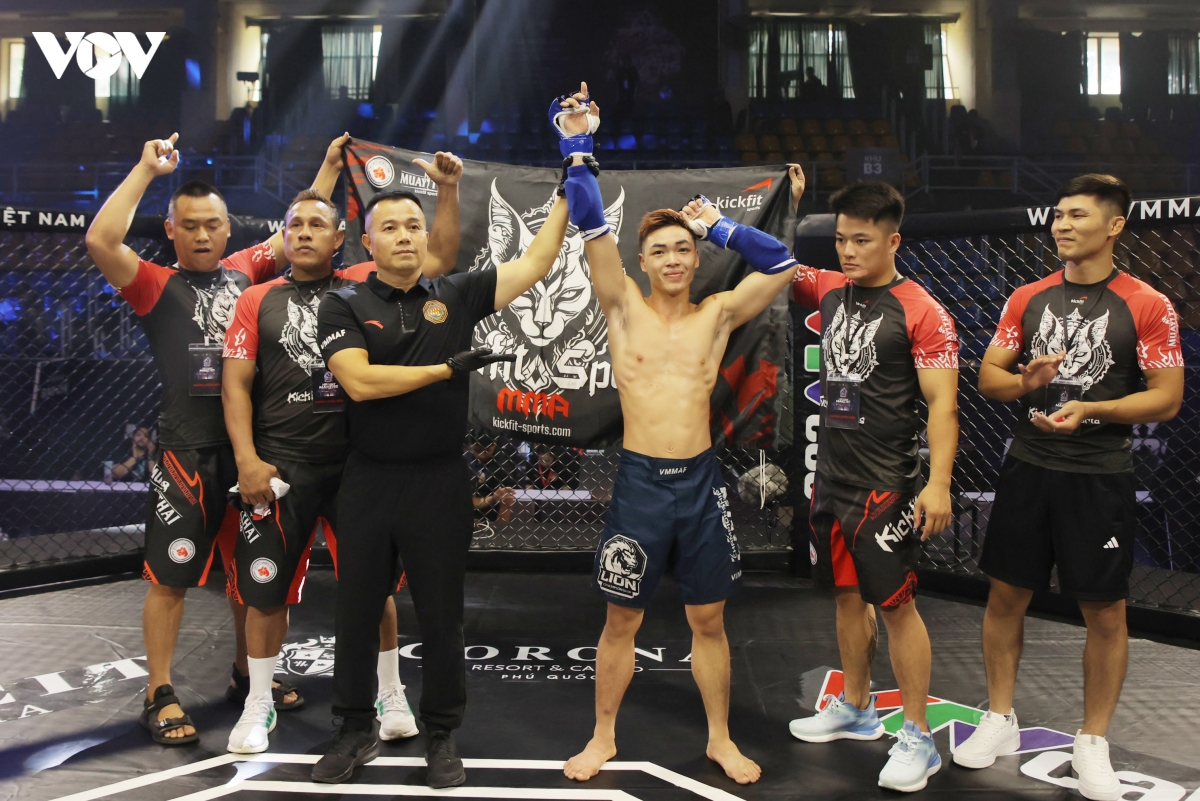 lo dien doi thu tranh dai cua nguyen thi thanh truc o lion championship 10 hinh anh 13