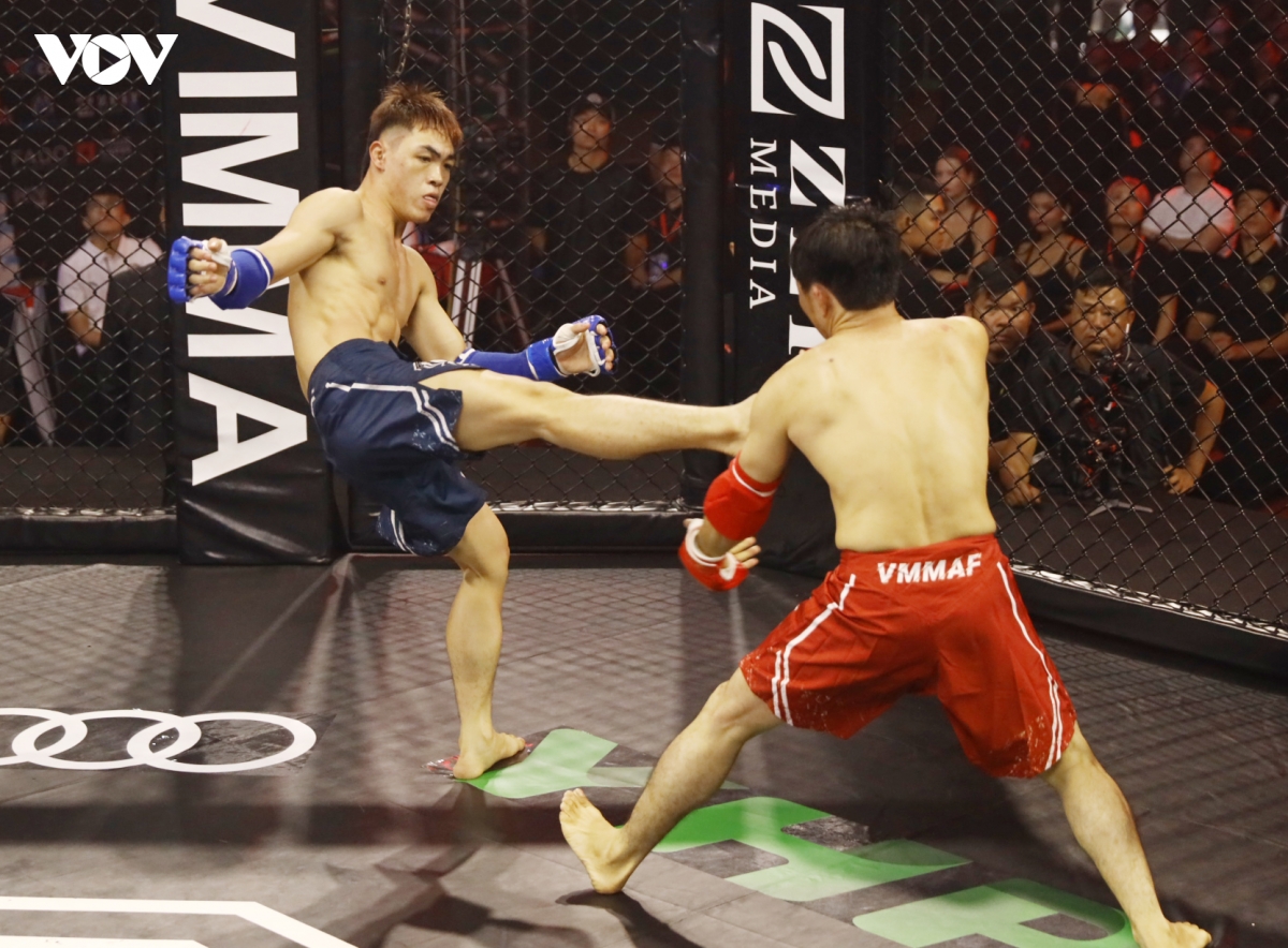 lo dien doi thu tranh dai cua nguyen thi thanh truc o lion championship 10 hinh anh 14