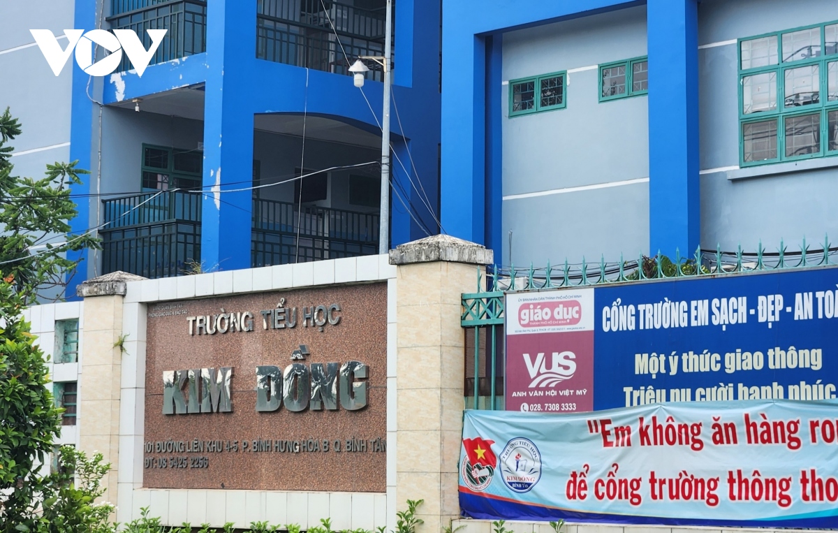 Kỷ luật hiệu trưởng một trường tiểu học ở TP.HCM