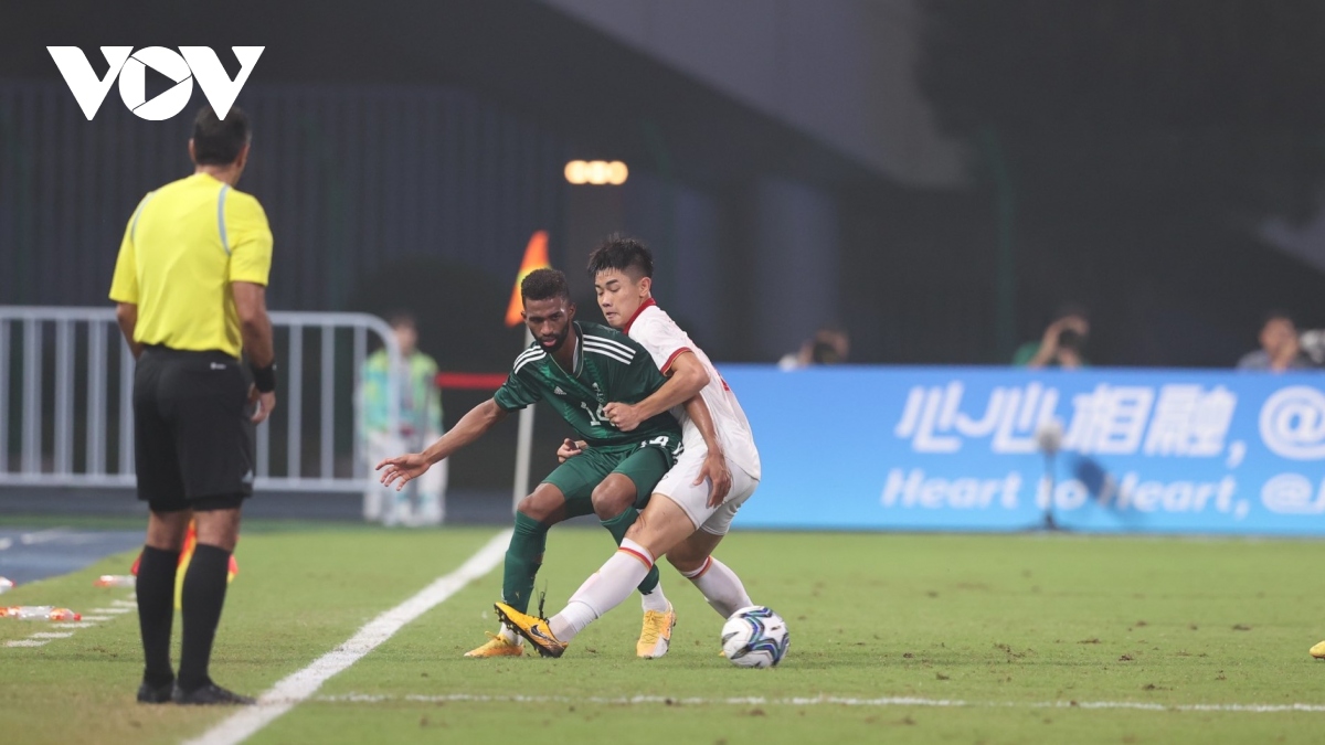 Thua Saudi Arabia, Olympic Việt Nam bị loại từ vòng bảng ASIAD 19 - Ảnh 1.