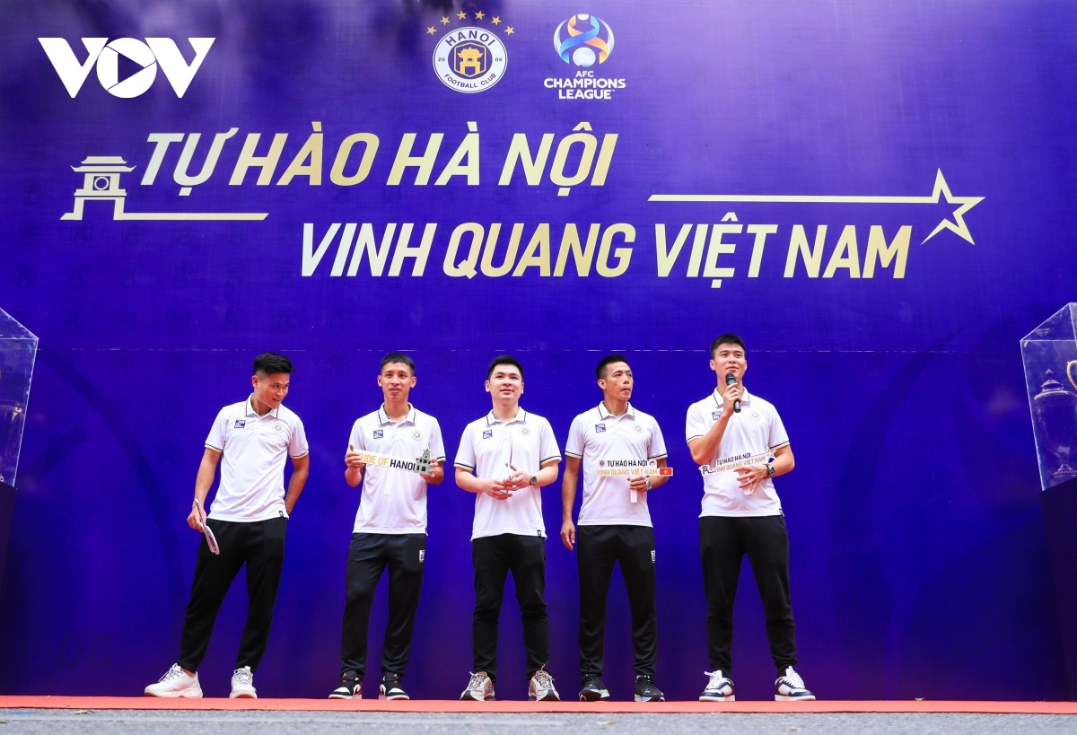 chu tich ha noi fc noi loi gan ruot truoc them afc champions league hinh anh 1