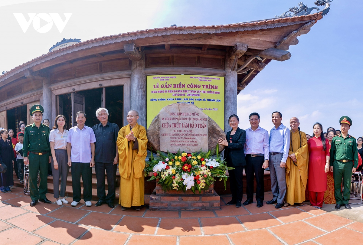 ngam chua truc lam dao tran giua bien troi Dong bac hinh anh 14