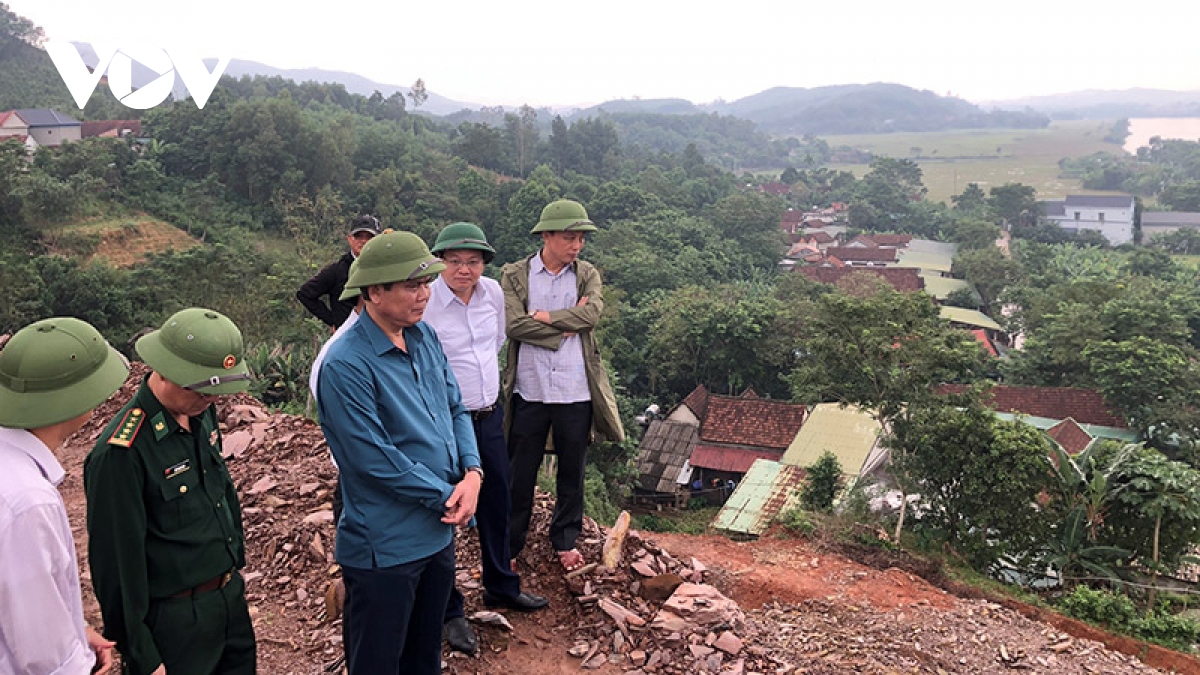 quang binh cua doi, ha do cao de han che sat lo xuong khu dan cu hinh anh 3