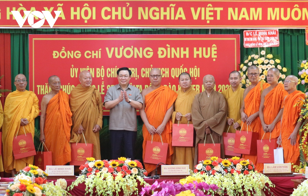 nhieu hoat dong cham lo dong bao khmer don le sene dolta tai soc trang hinh anh 3