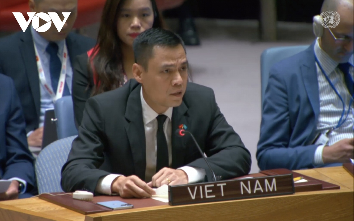 vietnam condemns attacks on civilians and civilian infrastructure picture 1