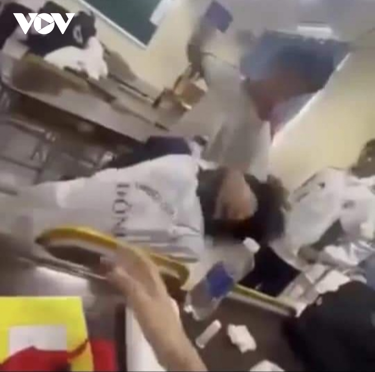 Đánh nhau trong lớp ở TP.HCM: 2 học sinh sẽ bị tạm dừng học và hạ bậc hạnh kiểm