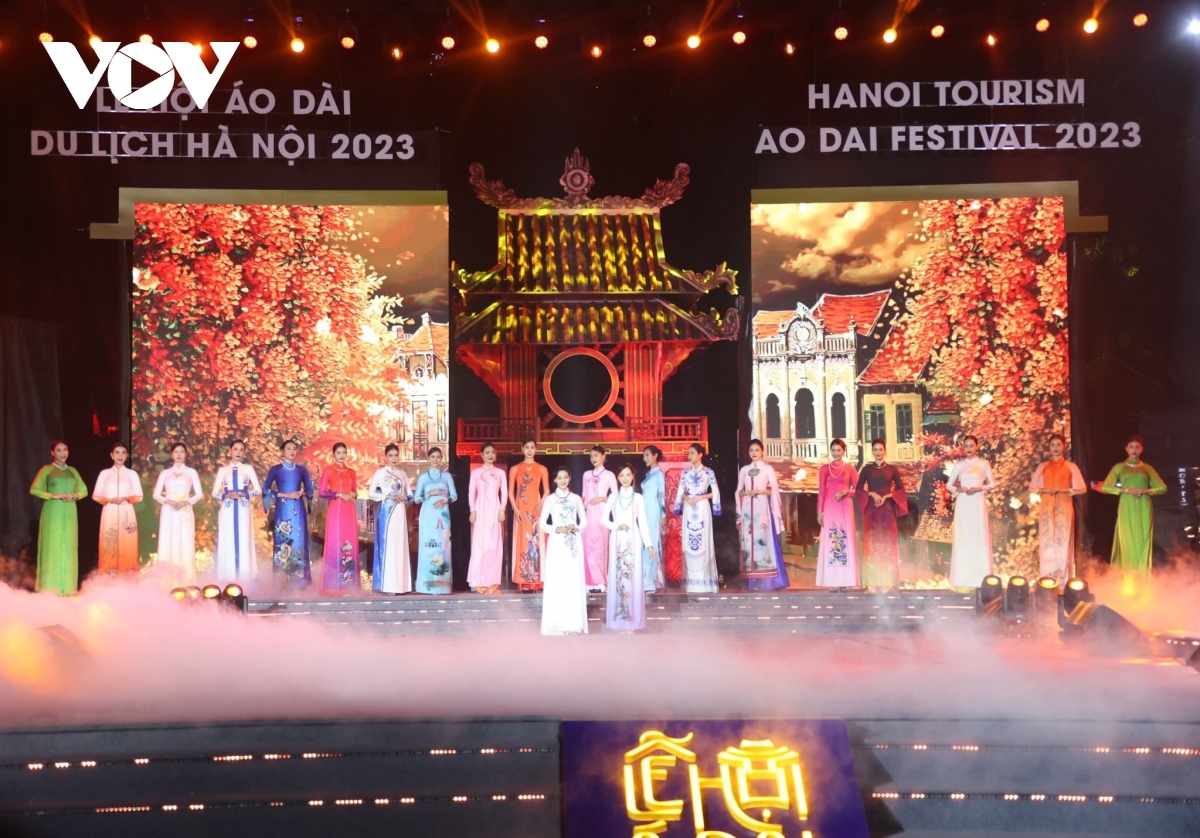 le hoi Ao dai du lich ha noi 2023 ton vinh net dep van hoa viet nam hinh anh 1