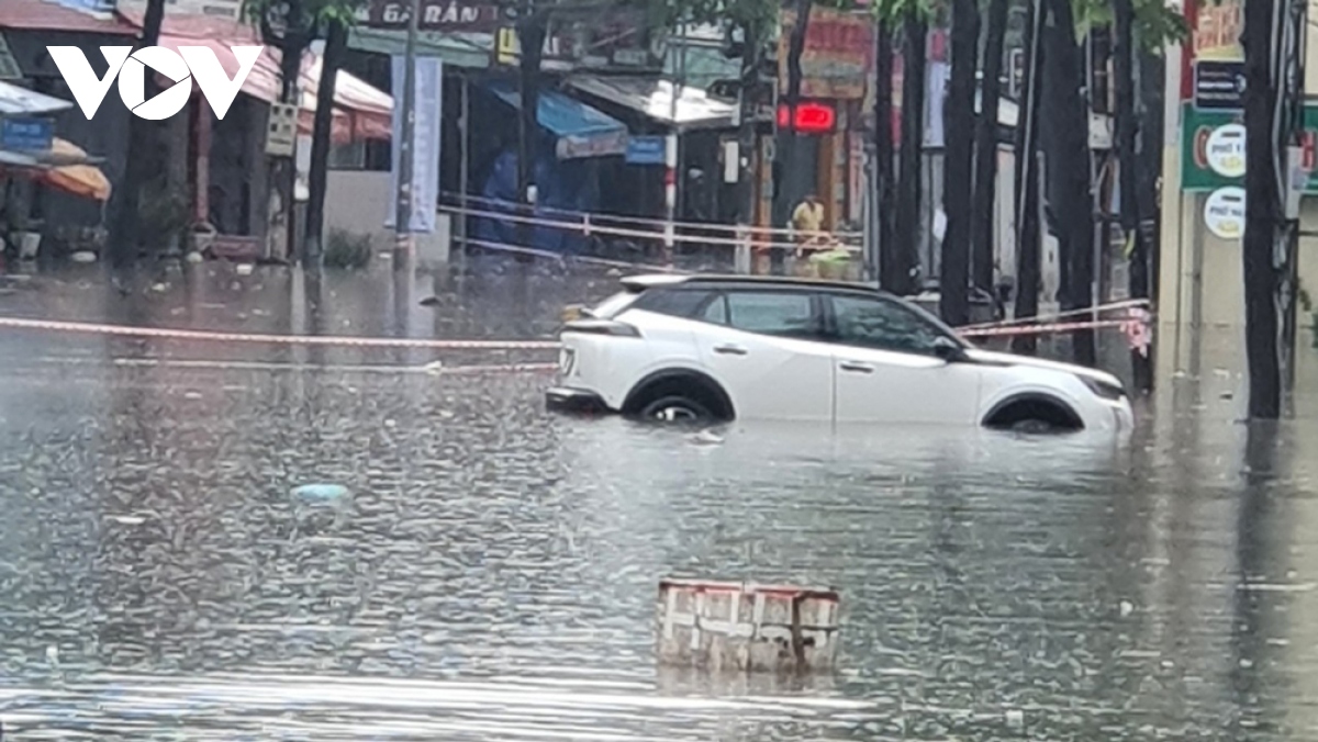 mua lon gay ngap ung nhieu noi o binh phuoc, binh duong hinh anh 4