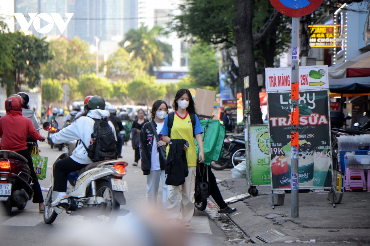 TP.HCM thu phí vỉa hè, lòng đường: Làm sao để tránh việc trục lợi chính sách