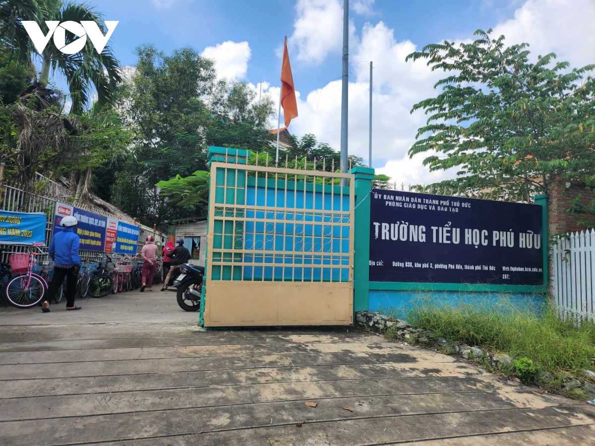 Trường tiểu học ở TP.HCM bác bỏ thông tin bếp ăn không đảm bảo vệ sinh