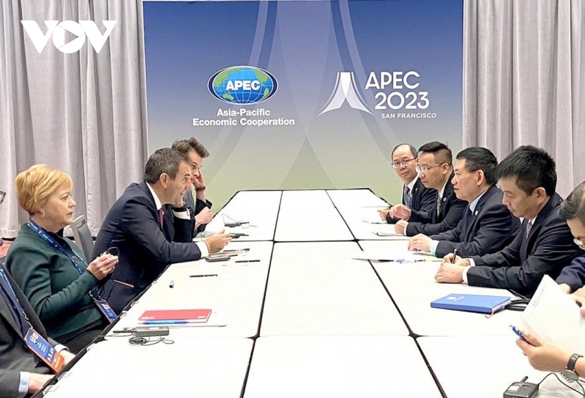 Vietnam boosts finance cooperation with Australia, Japan, Singapore