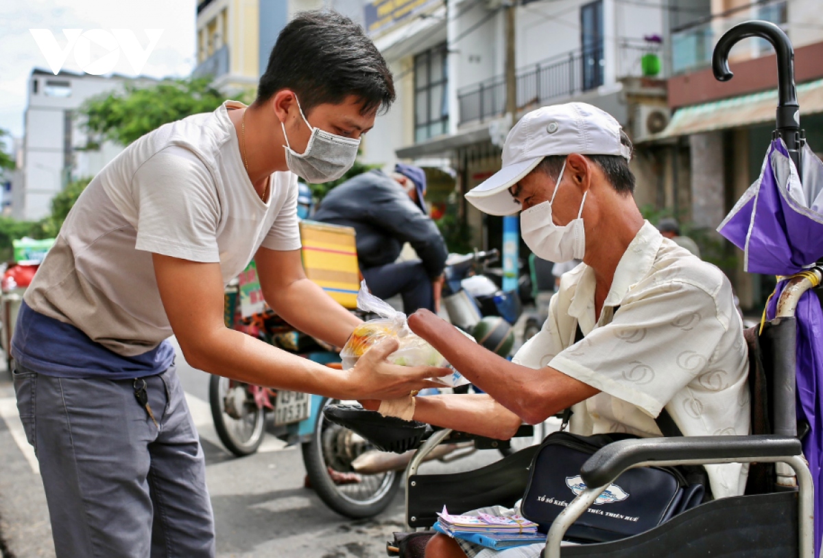 "Bếp ăn 0 đồng" của thầy trò trường Tiểu học Tây Hồ, Đà Nẵng