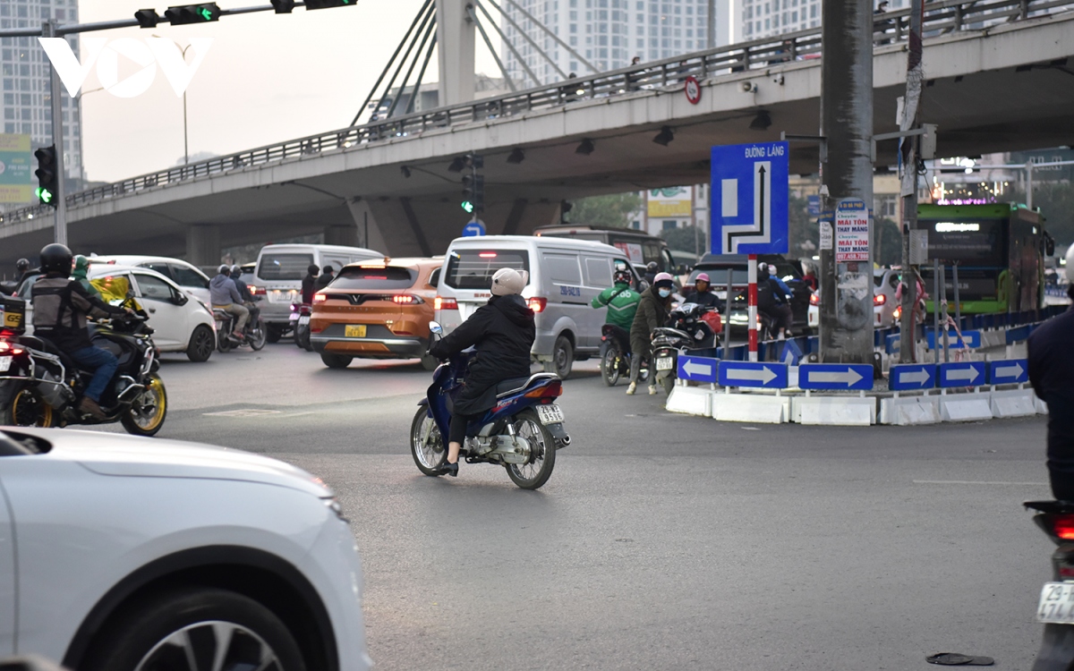 bo tri lai nut giao nga tu so, nguoi dan van lung tung di nham duong hinh anh 8