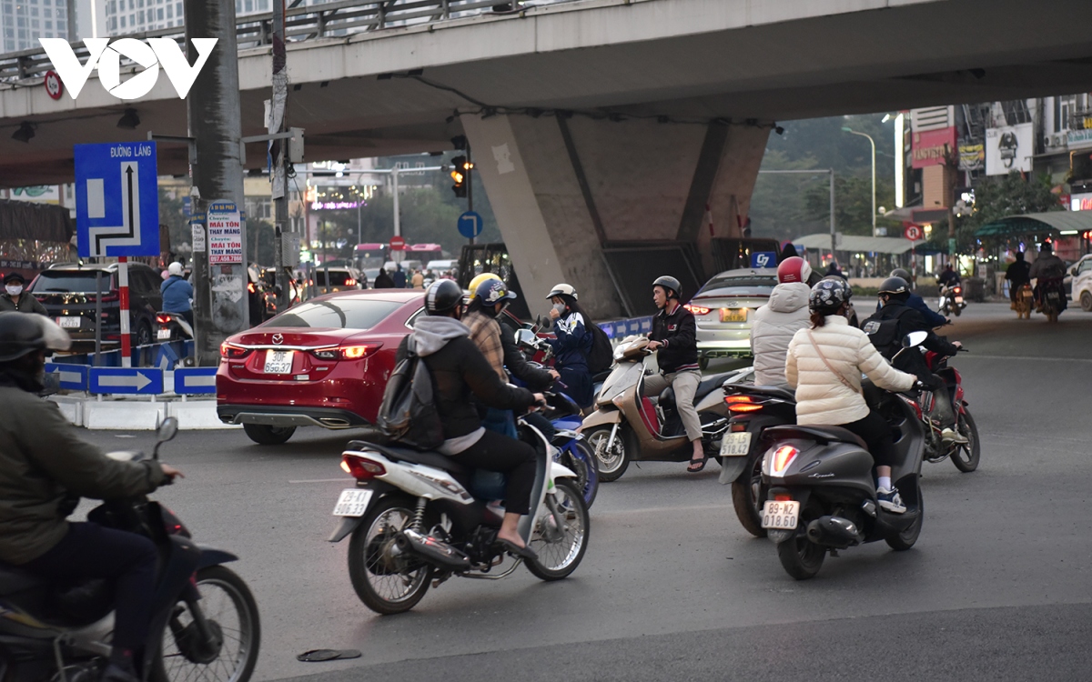 bo tri lai nut giao nga tu so, nguoi dan van lung tung di nham duong hinh anh 9