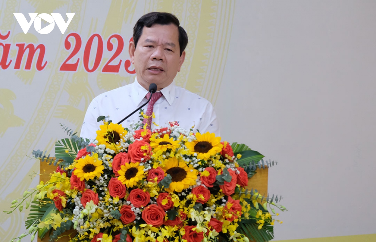 chủ tịch ubnd tỉnh quảng ngãi nhận trách nhiệm về các dự án chậm tiến độ kéo dài hình ảnh 2 chu tich ubnd tinh quang ngai nhan trach nhiem ve cac du an cham tien do keo dai hinh anh 2
