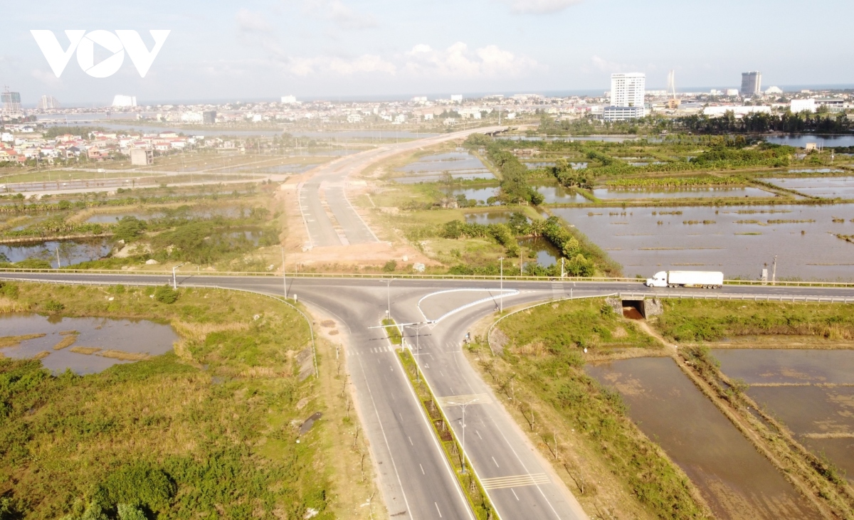 nha dau tu lo giam luu luong xe qua tram thu phi hinh anh 4