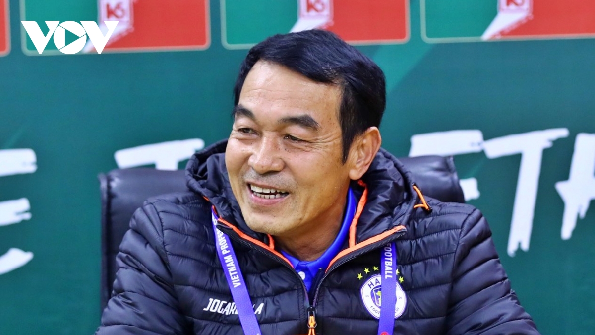 HLV Hà Nội FC nói điều bất ngờ về cuộc đua QBV giữa Tuấn Hải và Hoàng Đức