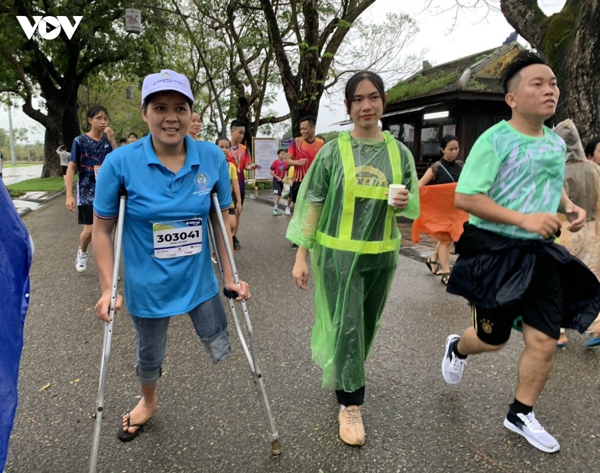 hon 5.000 nguoi tham gia chuong trinh moi buoc chay - noi yeu thuong hinh anh 1