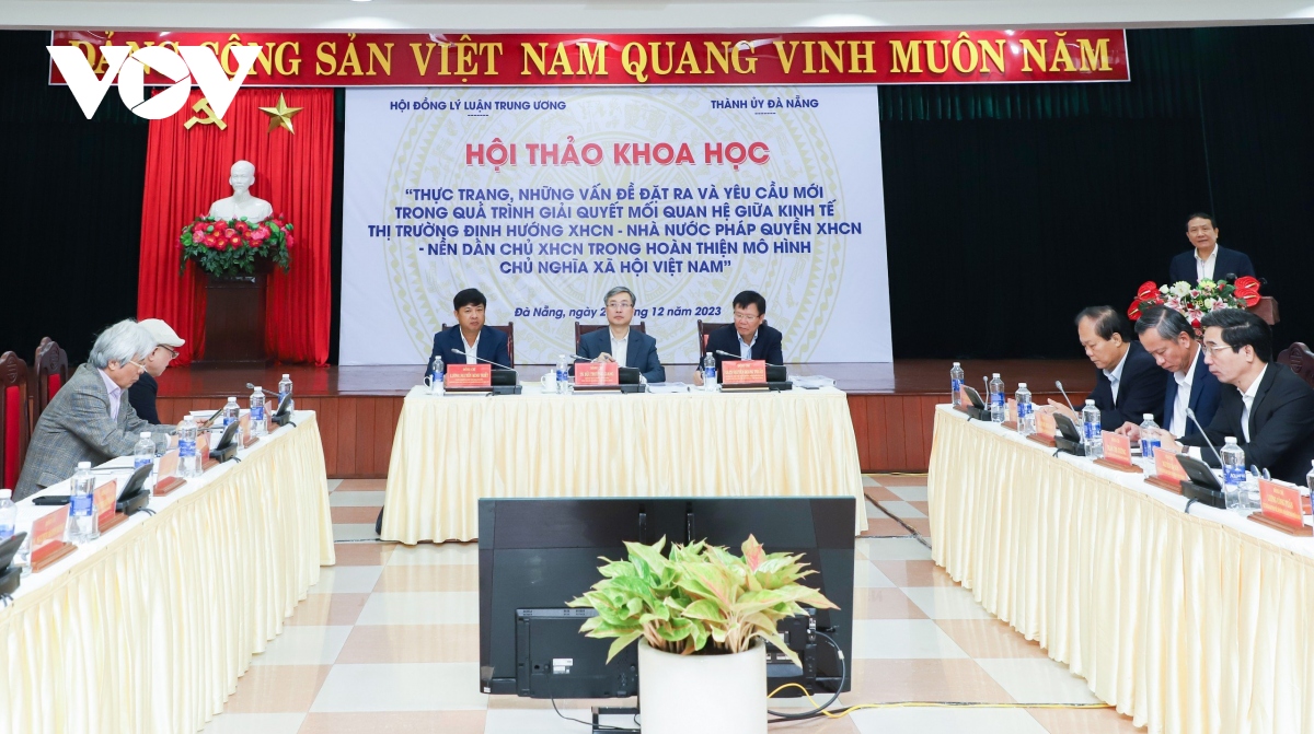 Phản bác những luận điểm sai trái về kinh tế thị trường định hướng xã hội  chủ nghĩa ở Việt Nam