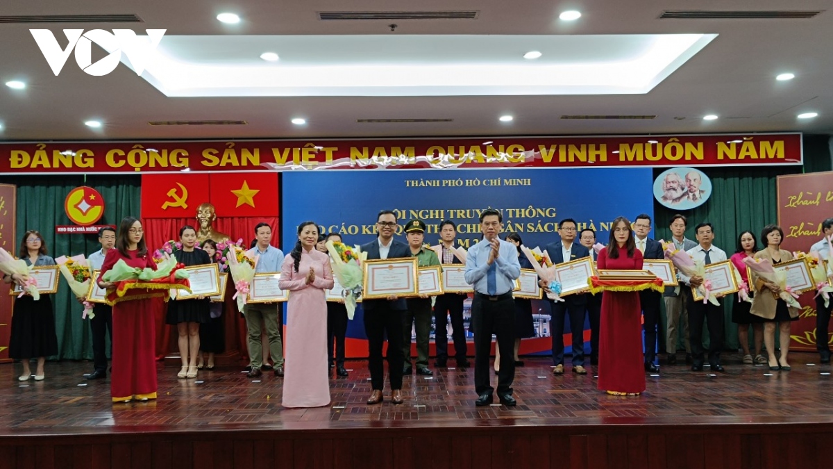 thu ngân sách nhà nước tại tp.hcm giảm hình ảnh 2 thu ngan sach nha nuoc tai tp.hcm giam hinh anh 2