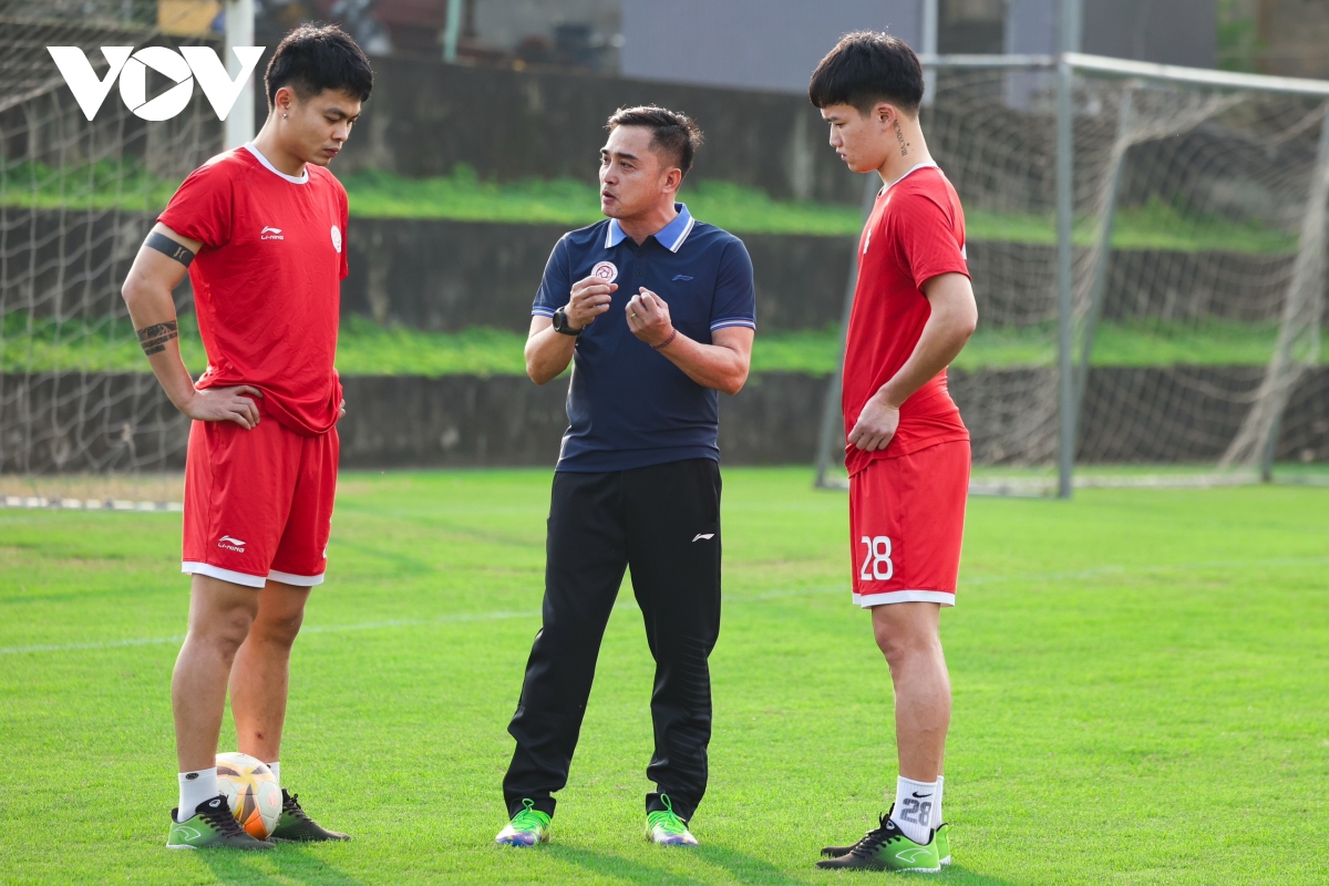 the cong viettel chinh thuc bo nhiem hlv nguyen Duc thang ngoi ghe nong hinh anh 4