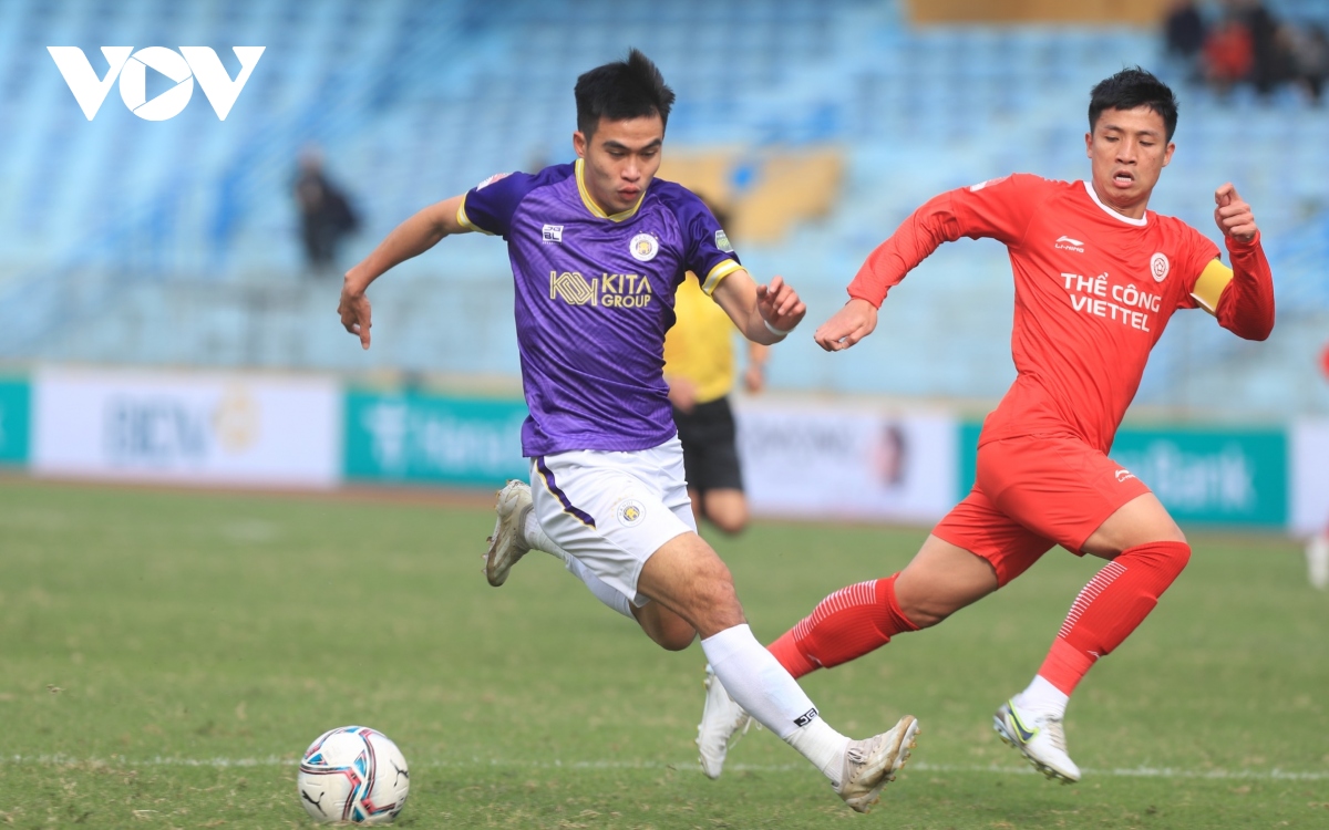 hoang Duc, bui tien dung tai xuat giup the cong viettel danh bai ha noi fc hinh anh 6