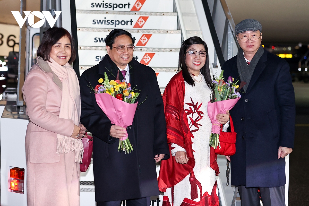 vietnamese pm arrives in switzerland for wef 2024 meeting picture 1