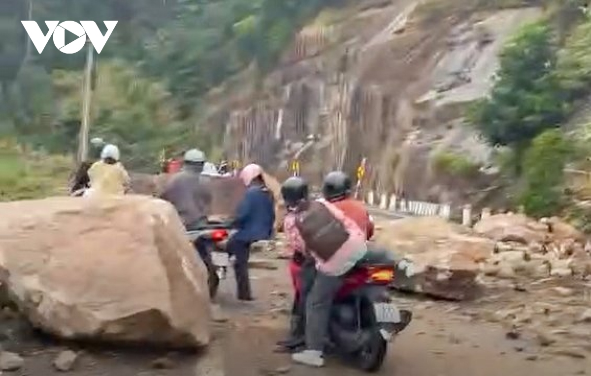 Deo khanh le sat lo, duong noi nha trang - Da lat ach tac hinh anh 2