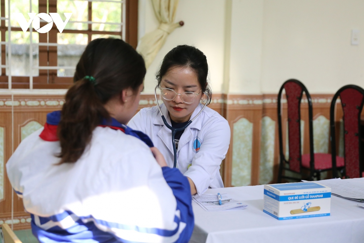 Nữ chủ tịch hội nông dân xã bị nước cuốn tử vong trên đường đi làm rẫy về