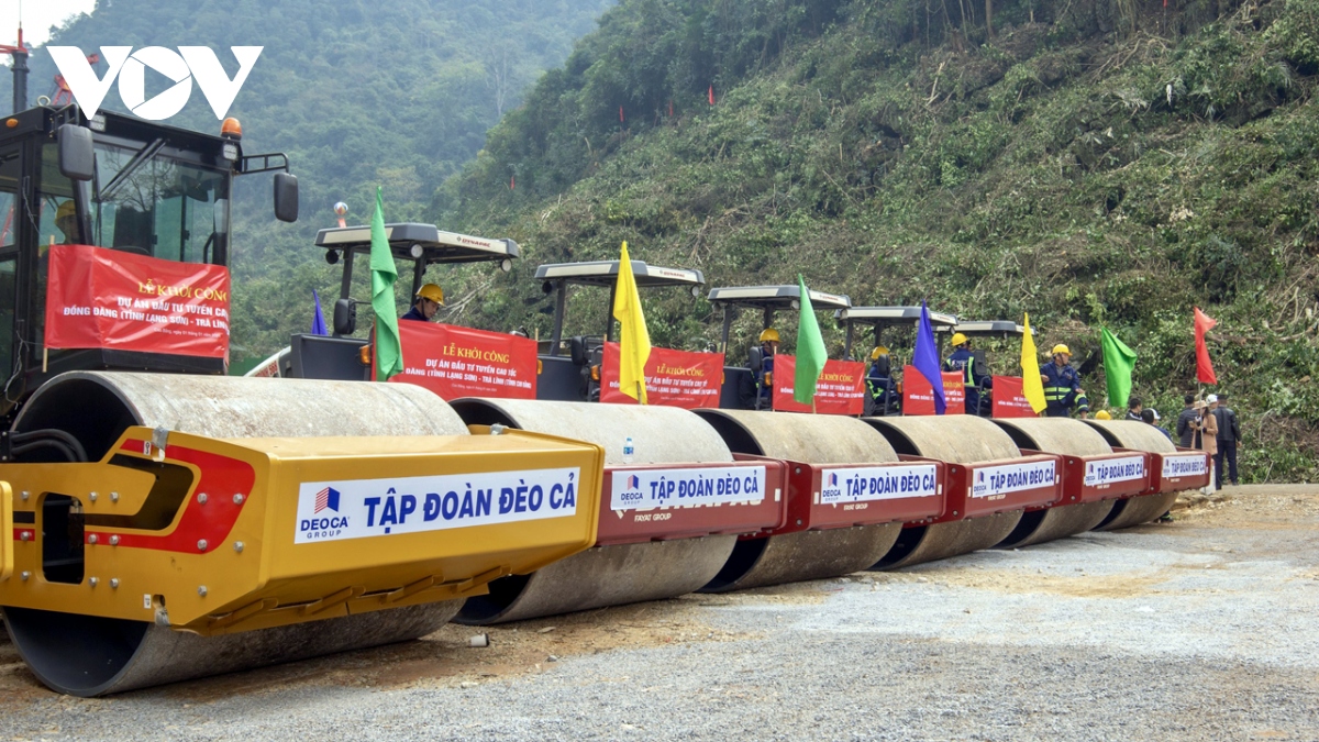 toan canh le khoi cong tuyen cao toc Dong Dang - tra linh hinh anh 7