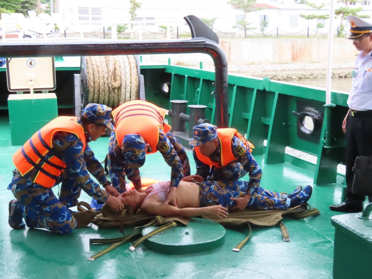 lu doan 161 nang cao suc manh chien dau, bao ve vung chac bien dao to quoc hinh anh 7